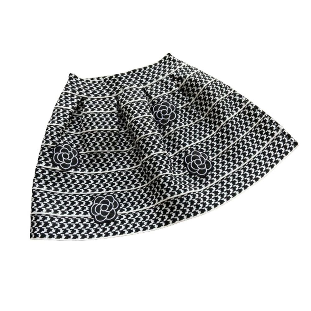 kidpik Girls Skirt Size Small‎ 7 8 Black White Houndstooth Flowers Elastic NEW